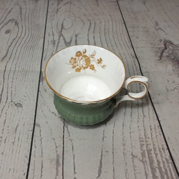 Crown Staffordshire Tea Cup And Saucer Green With Gold Roses E614 England - Picture 5 of 16